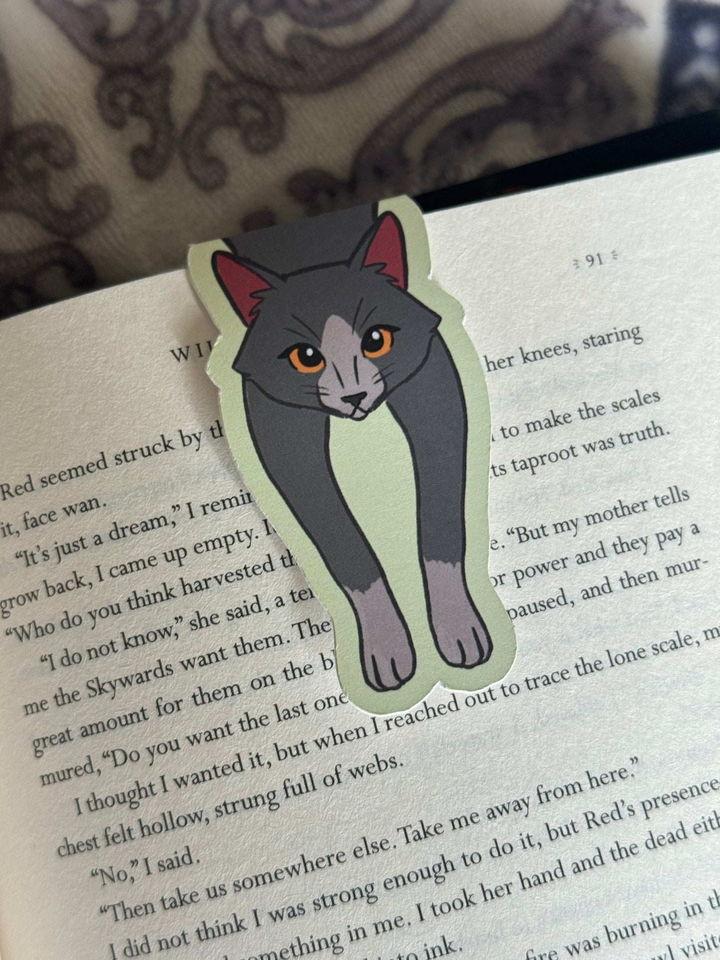 Gray Cat Magnetic Bookmark